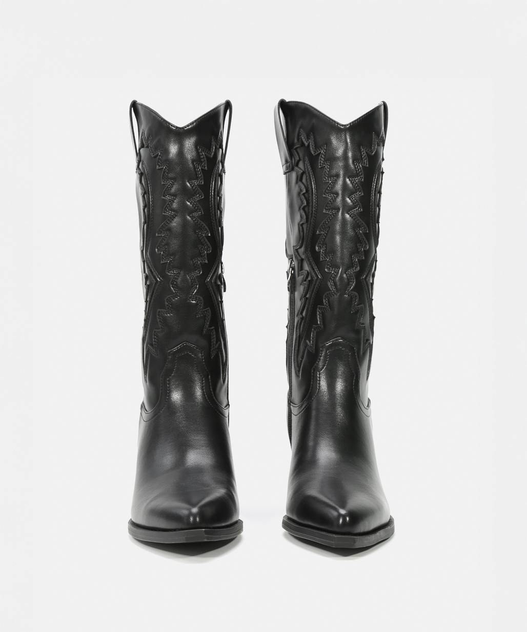 Botas cowboy bordado tacón  image number null